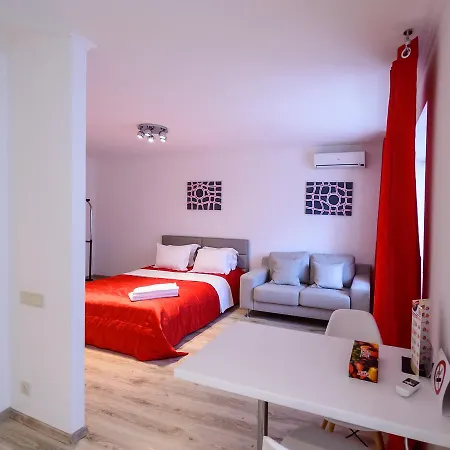 Aparthotel Partner 4*