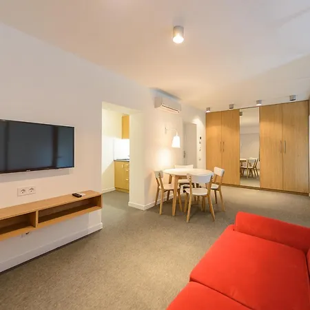 Aparthotel Partner 4*